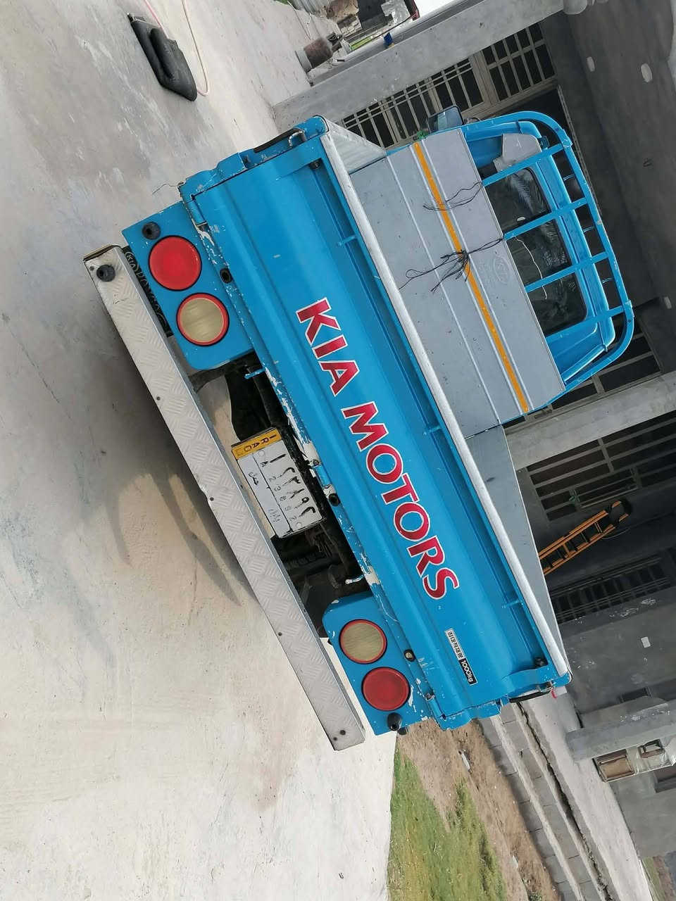 سلام عليكم كيه البيع موديل ٩٦مكفوله كير ومحرك وكسن نضيفه خير من الله مل جناي سعر ٦٥ وبه مجال ***********
