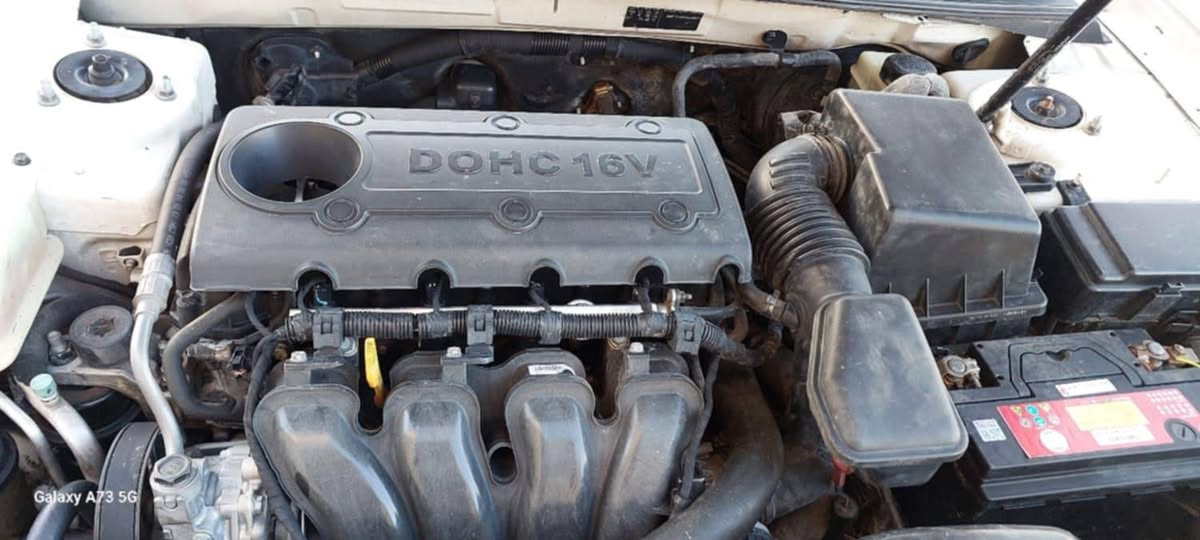 سلام عليكم للبيع للبيع بسعر مغري جداً 
سوناتا 2009 خليجي محرك 2400 رقم اربيل راعيها صلاح الدين بالدوز تريد تحويل تريد وكاله بيها صبغ 4 قطع كير ومحرك جيد جدا تبريد جديد منظومه كامله منظومه بانزين جديدة من الفيت بم للكلاص البخاخات البلكات كلهن حداديه 80٪ 
للاتصال بالرقم *********** أو وات ساب
