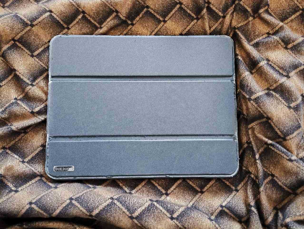 السلام عليكم ايباد برو للبيع سعر 475وبيه مجال بسيط
موديل2018
الجهاز نضيف بطارية(87)
(120)فريم جهاز فول سلاسة 
بيه عواج كلش قليل ب الشاصي بسبب هاي الوكعة مثل ما موضح بصورة
مكاني صلاح الدين قضاء بلد رقمي ***********
