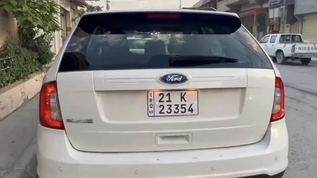 السلام عليكم 
فورد ايدج موديل ٢٠١٢
بدون صبوغ بدون تعديل وبدون تبديل 
٦ سلندر
ماشيه ٩٧ الف
مكان/رانيه
سعرها ١٢٠٠٠$
***********
***********
