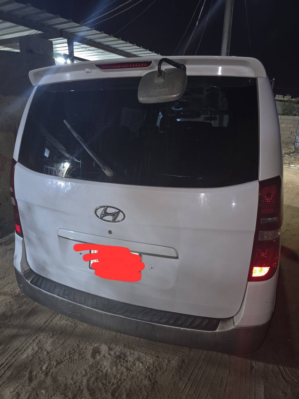 سلام عليكم سياره ستاركس للبيع موديل ١٦ معلايه ٢٢ بيه خط من تنومه المحطه ابن عمر  سياره كفاله عامه  ***********
