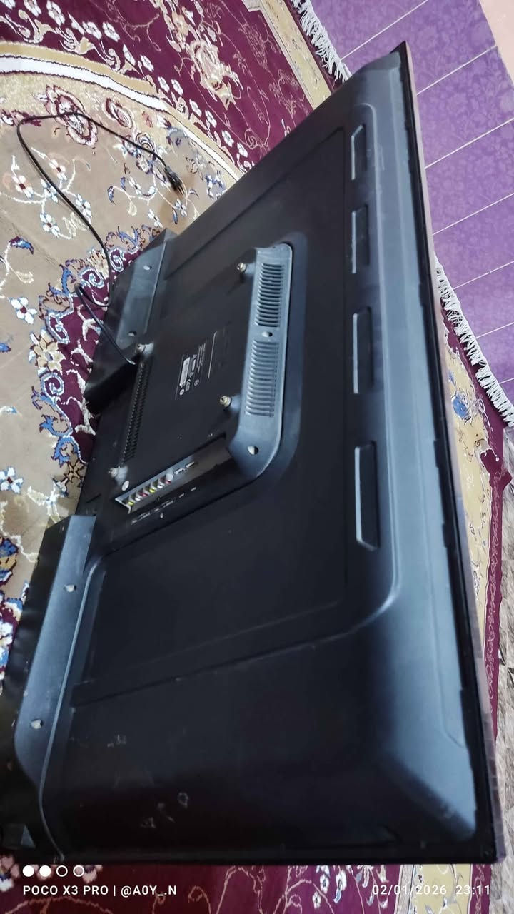 السلام عليكم 

شاشه ضد الكسر SUPER LG
حجم الشاشه 43
دقه 1080
مدخل HDTV 1
مدخل HDTV 2

الشاشه اخذتها عل مود البلي 
مستعمله قليل كلش ونضيفه وقويه

اخذتها 350الف 
اريدها 250الف وبيه مجال 

مكان البصره قضاء المدينه بني منصور ابو غريب شارع العالي مدرسه الفرات 

هاذا رقمي للمراسله *********** المدينة, البصرة
