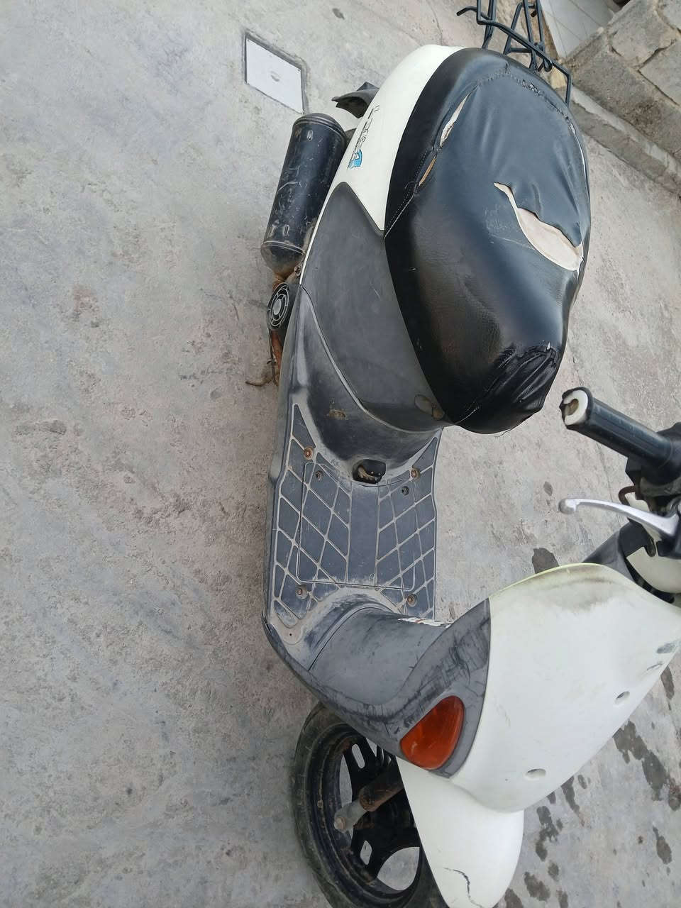 دراجة ساسوكي نضيفة مكينة مامفتوحة ب ٢٢٥ الف *********** ***********
