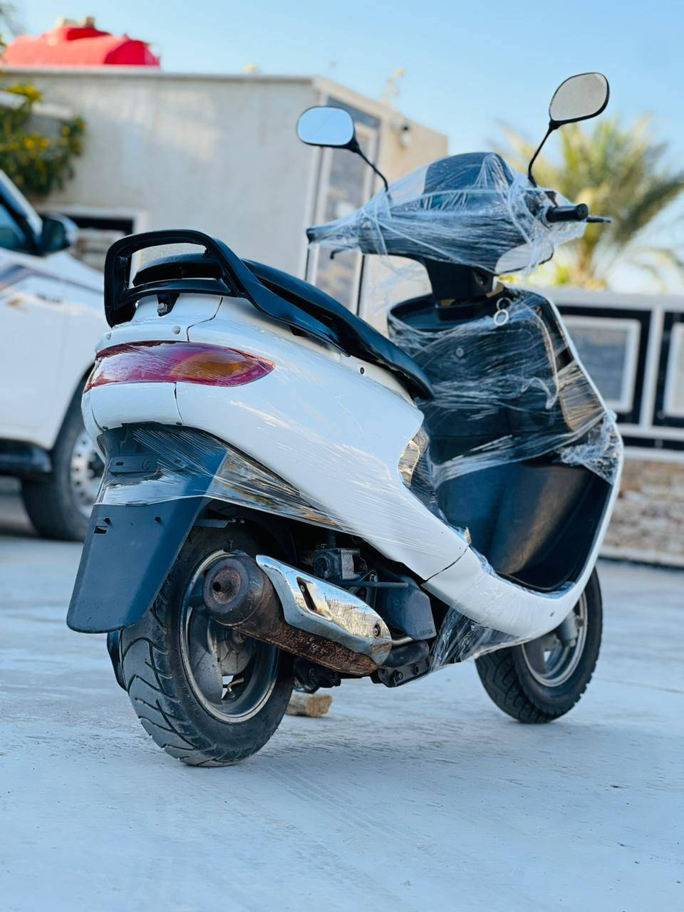 السلام عليكم دراجه للبيع كرستال فراشه فحل ( ما مفتوحه )كله شغال سلف هندر كهرباياته بلاديه السعر 425 وبيها مجال العنوان بابل حله استفسار ***********
