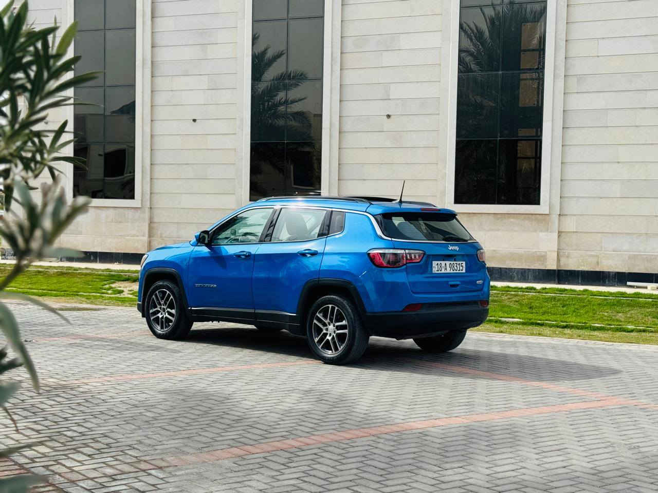 جيب كامباس موديل 2019سعر 126 قابل التفاوض الون مميز  وارد امريكي حادثه بنيد فقط والباقي مكفول كفاله عامه من صبق وضربه وتبديل   فول مواصفات واحد على واحد بني رامه بصمه بصمه ابواب شاشه كامره تحكم  ستيرن دواخل بيجي محرك وكير مكفولات  محرك 2400 رقم بابل نكليزي حداديه جديده تخم تاير جديد تبريد ثلج ماشيه 75 مكان السياره كربلاء المقدسة ***********
