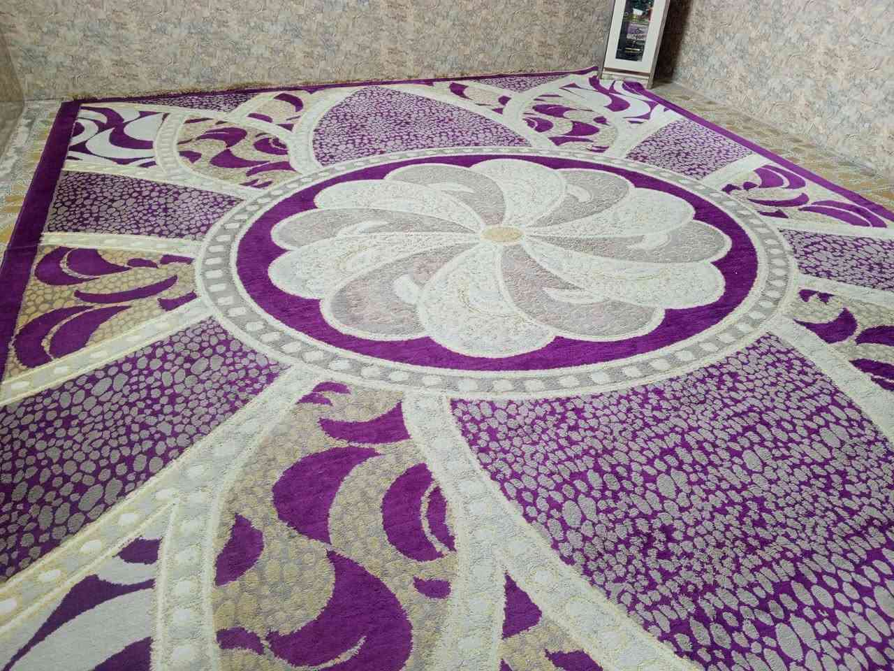 زوليه نضيفه كلش قياس4/5 متر السعر 60 وبيه مجال بسيط اتصال علا الرقم /***********/*********** مكان فلوجه
