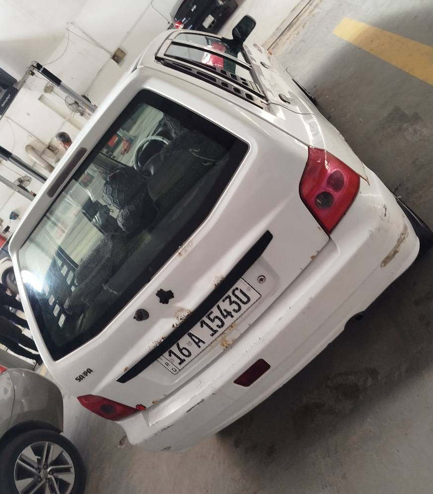 السلام عليكم 
للبيع بدون مراوس 
سايبا منغولي موديل 2012 رقم انكليزي قاسيه باسمي مكاني كربلاء طويريج بيها صبغ بس باب السائق والباقي مكفول شواصيها مكفولة سعرها 29 وبيها مجال قليل 
***********
*********** كربلاء, العراق
