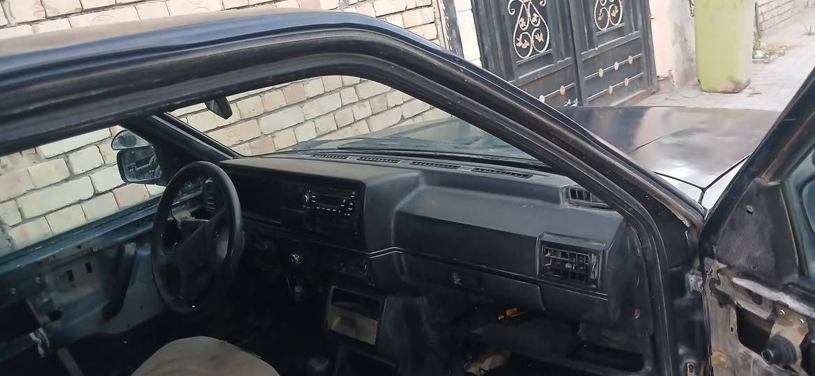 البيع كولف 89معمره يرادلهه شي بصيط كير مكينه مكفول رقم انبار تحويل موباشر ***********
