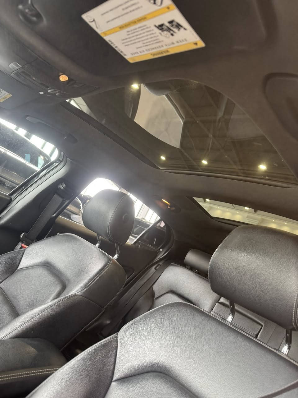 السلام عليكم اخوان
من رخصة أعضاء الكروب المحترمين 

مارسدس ٢٠١٧ فول مواصفات 

مواصفات GLA 250

فول حاث السياره 

جاملغ مبدل بلادي وشبر بونت

إرباك بس ستيرن وراجع 

بدون دواخل حادث جانبي 

مو بجم

كير ومحرك بشرط

السعر ١٥٨ ورقه

لاستفسار 

***********

***********

العنوان أربيل عنكاوه
