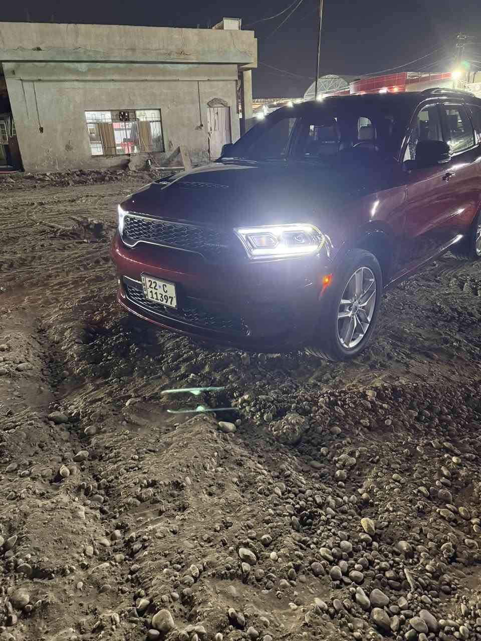 السلام عليكم للبيع دورنكو مديل 2024 امريكياً حادثة جاملغ وبنيد  السيارة فول مواصفات للاخير محركهة 8سلندر 5700RTماكس السيارة جديدة بمعنى الكلمة ماشية 24الف ميل سعرهة 325$وبيهة مجال قليل مكاني شهداء البياع رقمي ***********
