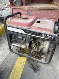 مولد للبيع فقط كهرباء استعمال قليل وبيه عطل راس توليد اكرر العطل راس ت...