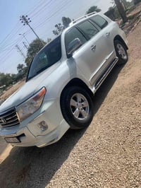 لاندكروز موديل 13سنويه بسمي رقم شمالي جديد تخم تاير جديدسياره جاهزه ما...