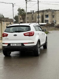 كيا سبورتج 2011محدث 2014 تحكمات ستيرن  بدون ايرباك  دواخل سليمه  الضرر...