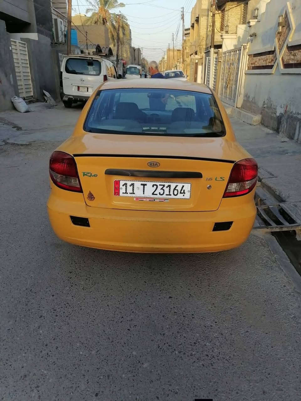 السلام عليكم
للبيع كيا ريو 2010
كير محرك تمام 
كهربائيات صدر 
تدفئة تبريد 
السيارة مكفولة من حادث وصبغ بيه بارد فقط 
سعر 49 

***********
