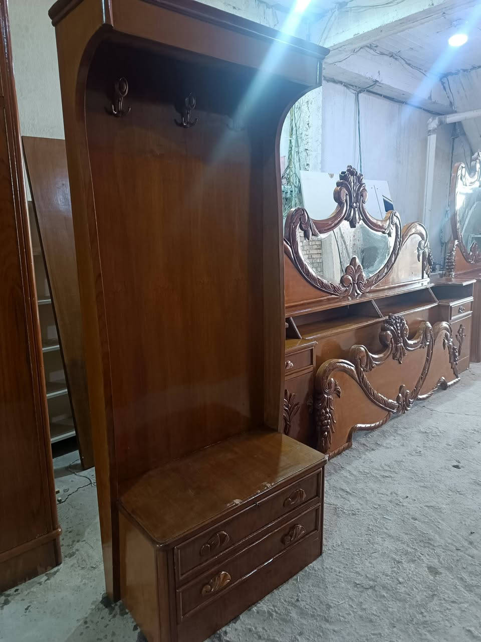 غرفه صاج بورمي للبيع
***********
