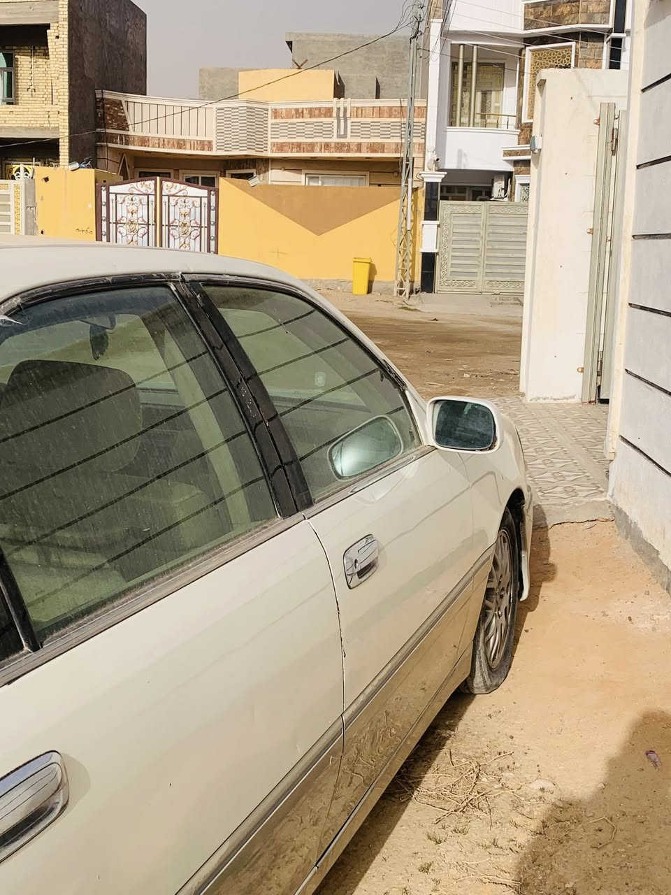 السلام عليكم 
ادوات كص قماره فقط 

دي فور الزغير شاصي 171 
السعر 45 وبيها مجال 
***********
