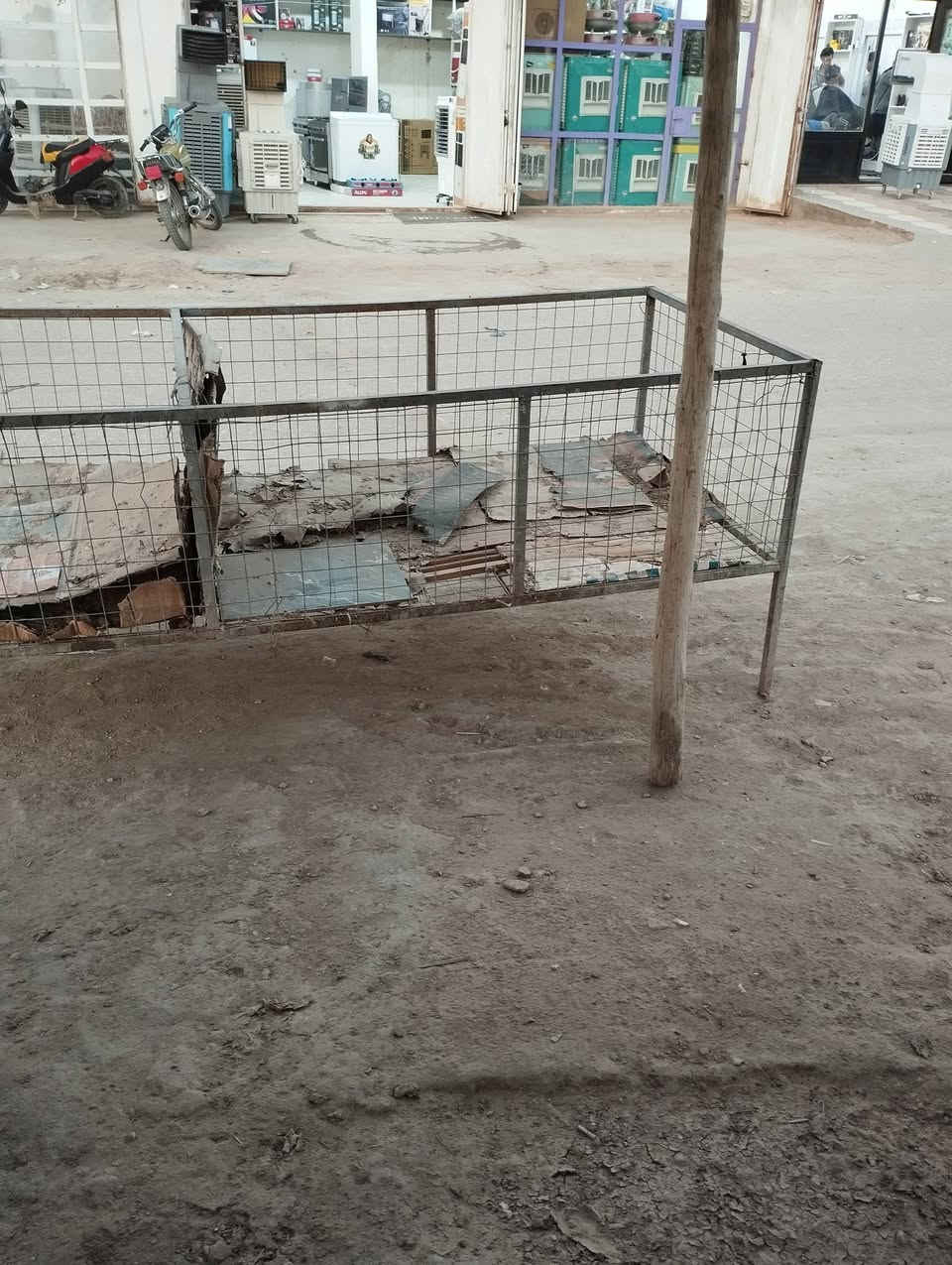 غراض محل دجاج للبيع في كربلاء الرشديه لل استفسار اتصل ***********
