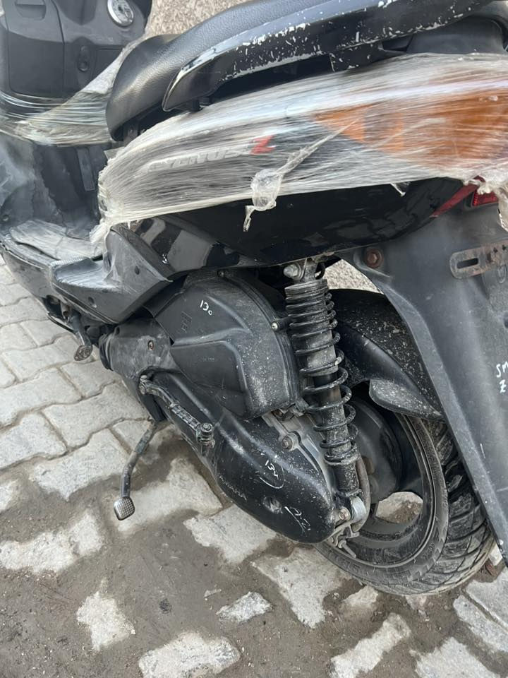 السلام عليكم سكنس 110 ياباني جاهزة من كل النواحي ما تصرف عليها ربع السعر 600 وبيها مجال حك الجية 
مكاني بغداد مدينة الصدر ***********
