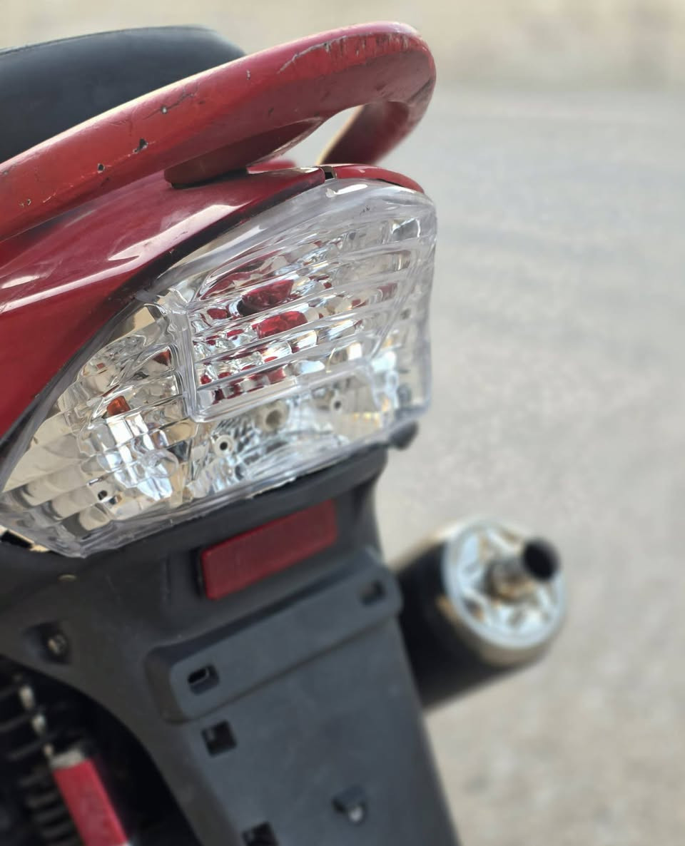 سلام عليكم ماكس عدله للـبيع
كلشي شغال بيها 
سـلف شغال 🚳 
هندر شغال🚳
لايت امامي عالي ناصي شغال🚳
دبلات امامي رياضي 🚳 
دبل خلفي قزم ابو الغاز رياضي 🚳 
بك لايت الخالفي شغال 🚳 
حساس لبريك شغال🚳
شبهه ومعدل فول 🚳
كلجات وقايش لبلاديات🚳
اشاير شغاله 🚳
دبل اشاره يشتغل رماش الوان🚳
 دراجه ما عايزها اي شي  تعال وشوف السعر خاص وتدلل


**إذا كنت صاحب هذا الإعلان وتريد حذفه لأي سبب، رجاءا أرسل رسالة إلى الدعم الفني**