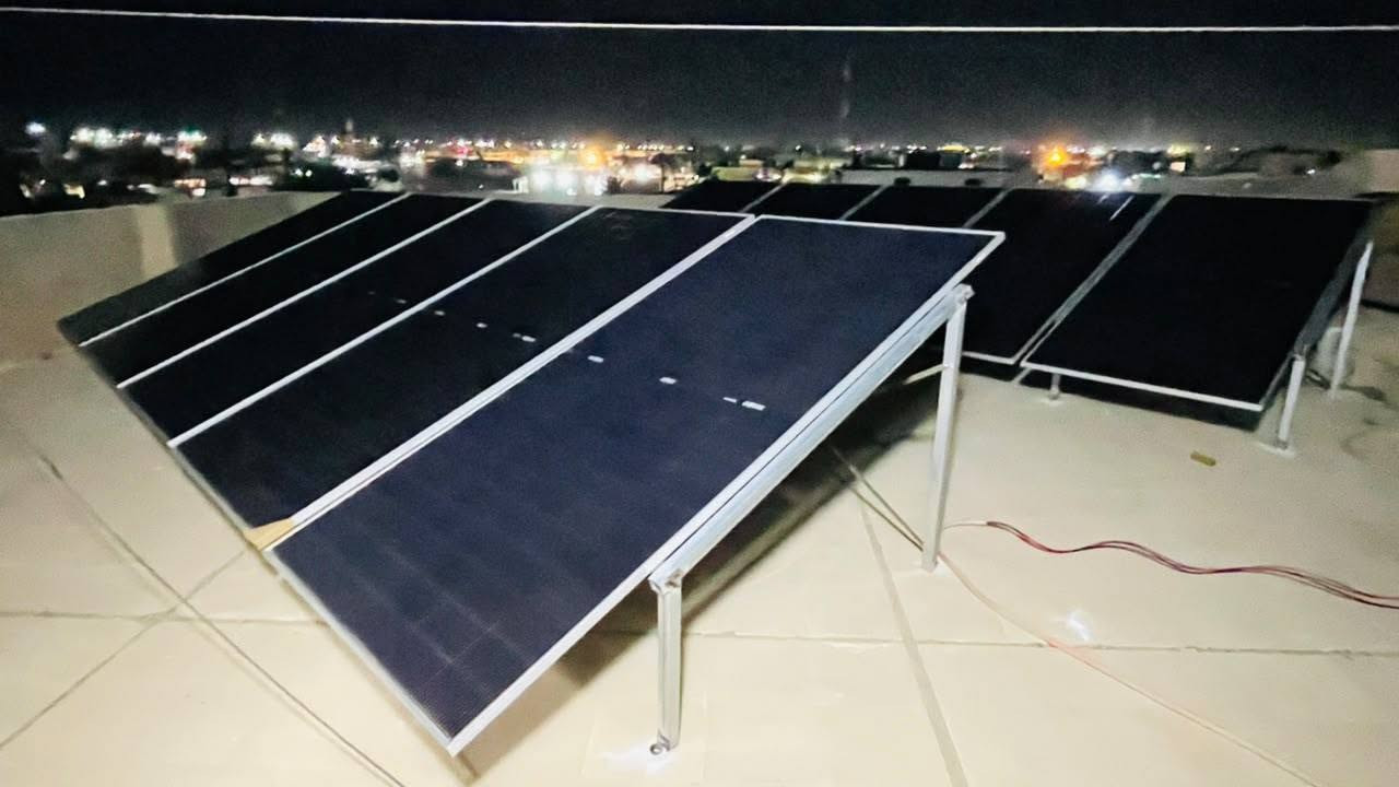 مكتب الأتروشي للطاقة الشمسية 
الحمدلله تم تنصيب منظومة طاقة شمسية 
في الشرقاط الحي العسكري 

 ⚡ 20أمبير نهاري
 ⚡ 17 أمبير ليلي

- الواح عدد 10 ايرا 610 واط
-  بطارية بقدرة 17.5 Kw من شركة فلستي 
-  انفيرتر  بقدرة 8 Kw من شركة فلستي

بأدارة: احمد خلف الجميلي 

للاستفسار الاتصال على الرقم : ***********
