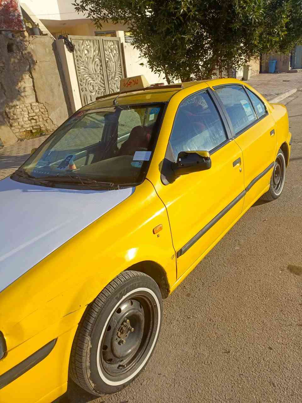 سلام عليكم سياره سمند موديل 2009 ليموني سياره قبل يومين شديت الها محرك جديد والكور اشتغلته من جديد الكلج جديد حداديه وره وصدر ابحاله جيده  اسياره مبدل بيها بنيد أصفر  سنويه ل29 سعر السياره 31 وبيها مجال حك الجيه باقي التفاصيل اتصل وتدلل*********** مكان بغداد الحسينيه الراشديه
