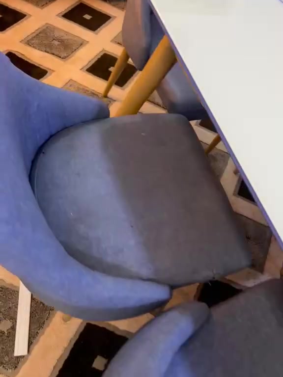 ميز طعام سعره ٢٠٠ وبي مجال للتواصل خاص


**إذا كنت صاحب هذا الإعلان وتريد حذفه لأي سبب، رجاءا أرسل رسالة إلى الدعم الفني**