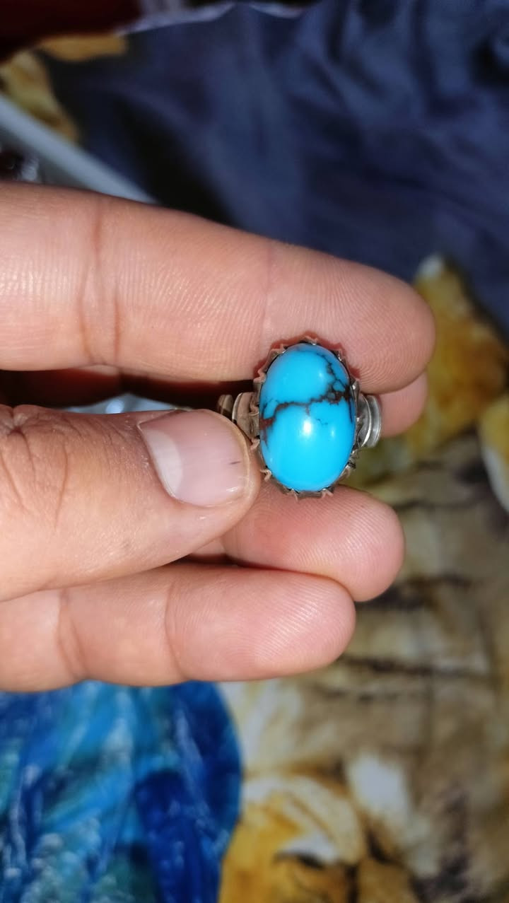 فيروز سينائي طبيعي اصلي لبه صياغه يدوي ثقيله سعر 100 الف مع توصيل


**إذا كنت صاحب هذا الإعلان وتريد حذفه لأي سبب، رجاءا أرسل رسالة إلى الدعم الفني**