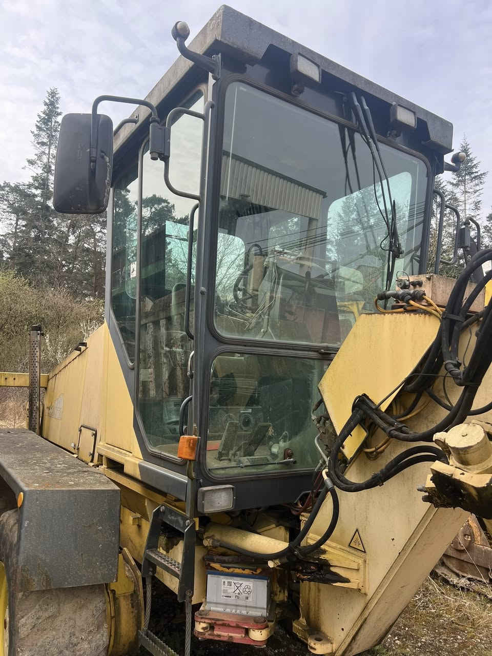 .. السلام عليكم ..اللهم صَلِ على محمد وآل محمد.. 💐
.. كريدر بوماك …. حجم BG 160 …. موديل 2000 ….  مشتغل 4,200 ￼ساعة 🕰️ …. وارد أوروبا ….🇪🇺 …. 
🌷معرض (( يوسف شاحنات أوروبا )) .... العراق .... بغداد .... 
جرف النداف قرب الشركة العامة للسيارات 🌷.... للأستفسار الاتصال او الواتس اب ....بالأرقام
(( 009647827373586 )) 🔸
         يوسف _ العراق
               (( 00491631797848 ))🔹
                 ابو يوسف _ ألمانيا
.... نرجو الأنتباه .... أوقات الأتصال من .... الساعة 9 صباحآ حتى 10 مساءآ


**إذا كنت صاحب هذا الإعلان وتريد حذفه لأي سبب، رجاءا أرسل رسالة إلى الدعم الفني**