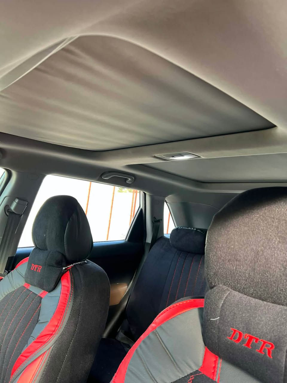 سلام عليكم سورنتو 2010 خليجي فول مواصفات كويتي
مكفوله سبعه راكب 
تلث قطع تبريد
رقم بغداد 
بانورما بصمه 
سته سلندر
للاستفسار اتصال *********** سامراء, صلاح الدين
