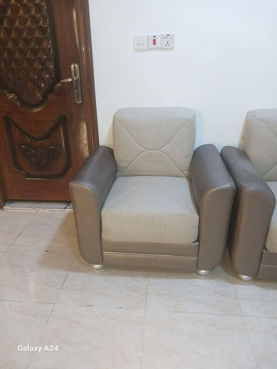 البيع سعر 300 بي مجال


**إذا كنت صاحب هذا الإعلان وتريد حذفه لأي سبب، رجاءا أرسل رسالة إلى الدعم الفني**