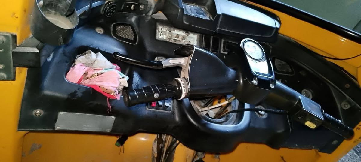 السلام عليكم تكتك TVS للبيع موديل 18 مرقمه رقم انكليزي سنويه السعر 4 ونص ***********
