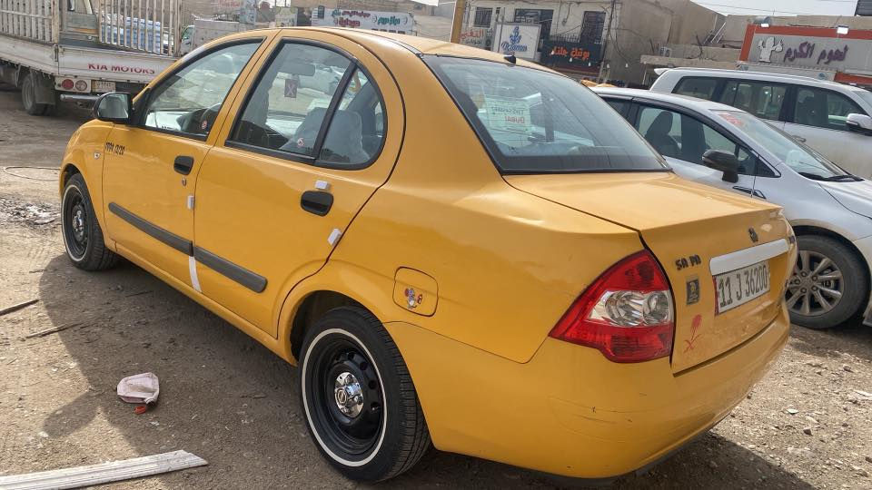 السلام عليكم طيبه ٢٠١٥ سياره كير مكينه مكفولات رقم بغداد انكليزي هزه جديده حداديه خير من الله داخل نضيف كهربائياته كله شغلاه سياره ما نقصه شي جاهزه سعره ٤٤وبيه مجال حك الجيه هـ ***********
