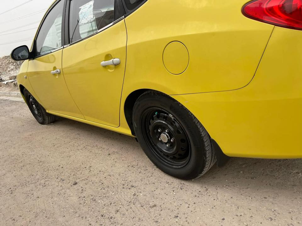 افانتي 9 فتحه سياره نضيفه بيه تعمير بل دبل امامي الغد وبقي مكفول دواخل  محرك كير تبريد خير من الله *********** سعر 95
