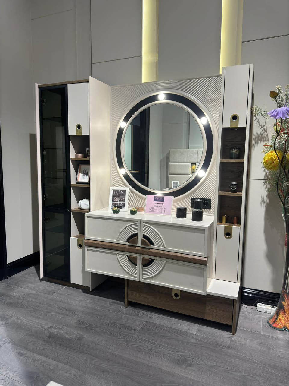 Erbil Mobilya - أربيل موبيليا 🛋️✨

📍 ڕێگای کۆیا – بەرامبەر بیناکانی پڵەس لایف، هەولێر
📞 *********** | ***********

Luxury • Comfort • Smart Design

#Fyp #Erbil #Mobiliya #Furniture أربيل, العراق
