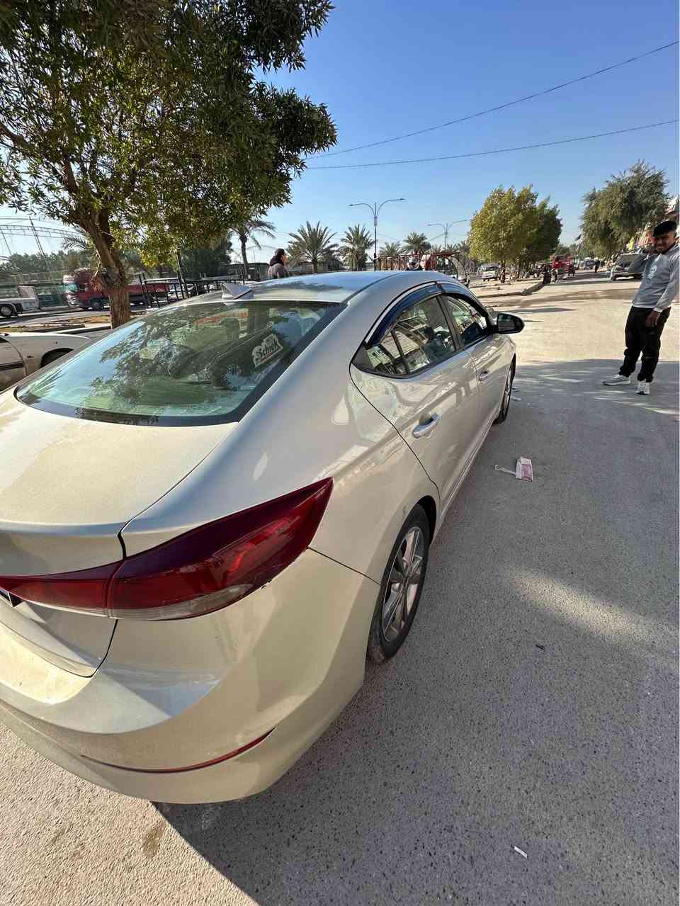 السلام عليكم النترا 2017 بيهه 4 قطع ابيعلك حزام قماره وجنطه وبنيد مكفولات 
السياره فول مواصفات كير مكينه تحكم ستيرن كروس كشن كهربائي فتحه سقف  مكينه دوش 2000
السياره ليبل واحد صدر جديد  دبلات جديده مصارلهن  شهرين مكاني الغزاليه الهياكل 
*********** بغداد, العراق
