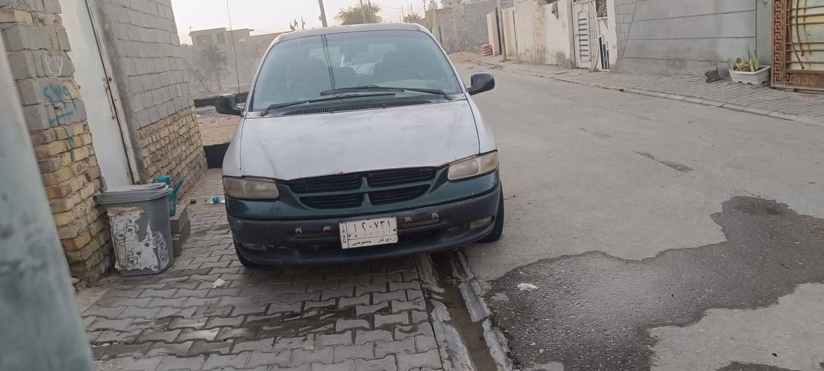 السلام عليكم دوج كرفان مديل 2000محرك وكير بلاد 2400 سياره مابيه صرف ابد حساسات ادامه كامله حداديه كامله مبدل مصارله شهر تخم تاير جديد كهربائيات شغاله نقصه تبريد فقط سياره جاهزه تراي وين ماتريد اطلع للبيع مستعجل بسبب ضروف مكاني الديوانيه  متواجد *********** السعر 30 وبيه مجال او مراوس وفرق عادي
