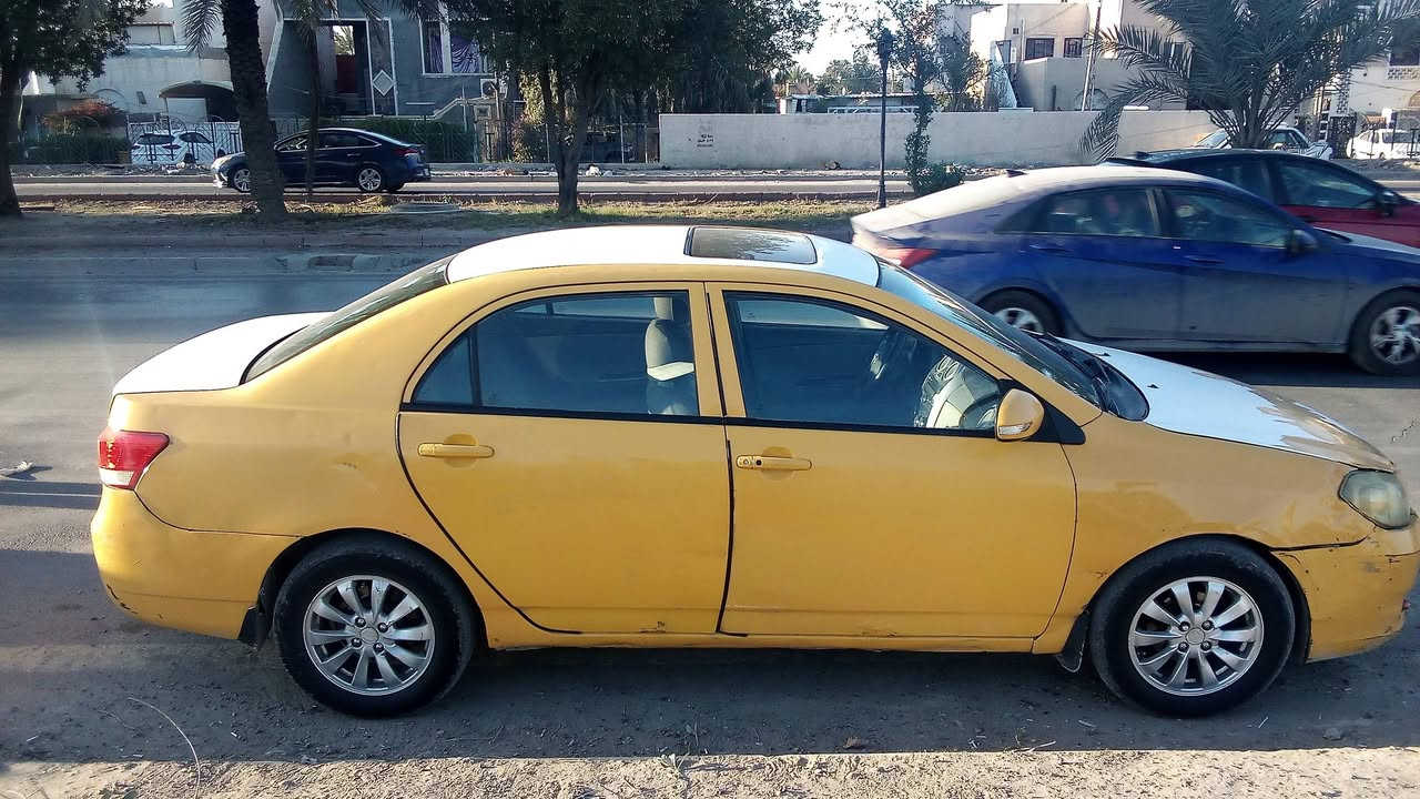 اسلام عليكم  بيع سيارة بي واي دي G3  رقم واسط مشروع وطني محرك بي صوت و عطل بي كانترول كير من تمشي بطيء او توقف اتبوش  سعر 35 سيارة سنوية  صاقطة و اسمي سيارة تواصل على رقم ***********
