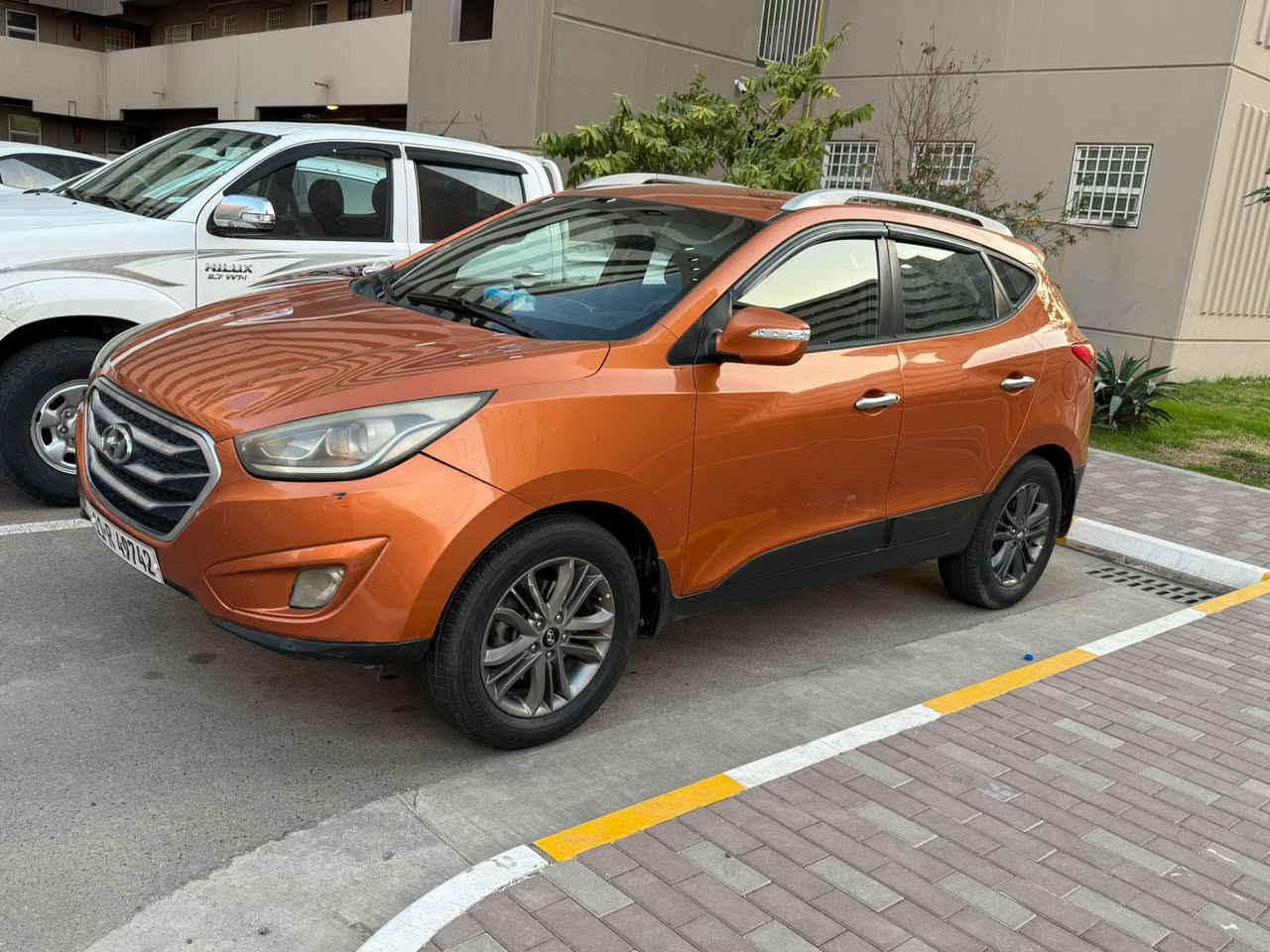 توسان14خليجي رقمها بغداد دولي مجدد باسمنا
محرك دوش2000مرغوب بيها شاشة...

٣ قطع رش بدون ضرر …

جاهزة لنهاية  

مكاني بغداد بسماية        
السعر ..١٢٤….

***********
