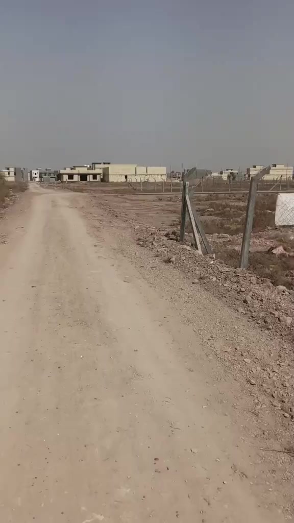 السلام وعليكم
قطعة أرض للبيع
مساحه 825 متر 
واجهه 27 ونص نزال 30
طابو زراعي سند 25
تنازل شركه وأقرار قاضي
بغداد الدوره مدخل هور رجب مجمع شواطئ النخيل
***********  واتساب
***********  واتساب
