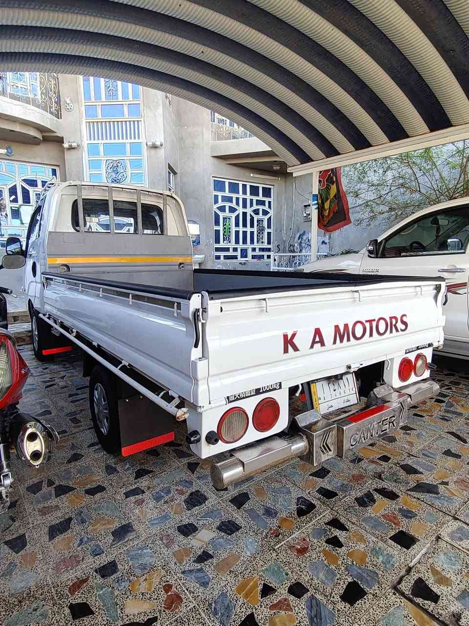 السلام عليكم
كيا 2008 رقم بغداد تحويل مباشر 

مكينة مسكر محور بم ونوزل لاصرف لا بخار 

مكفوله كفاله عامه كير اكسل شاصي مكفول 

لاضربه ولا تبديل عل بلاد كهرباء كلهه شغال

دواخل مدوشمه سنتر لوك ريمون كله جاهزة 

سعر 90 مكان بغداد ه‍ ***********
