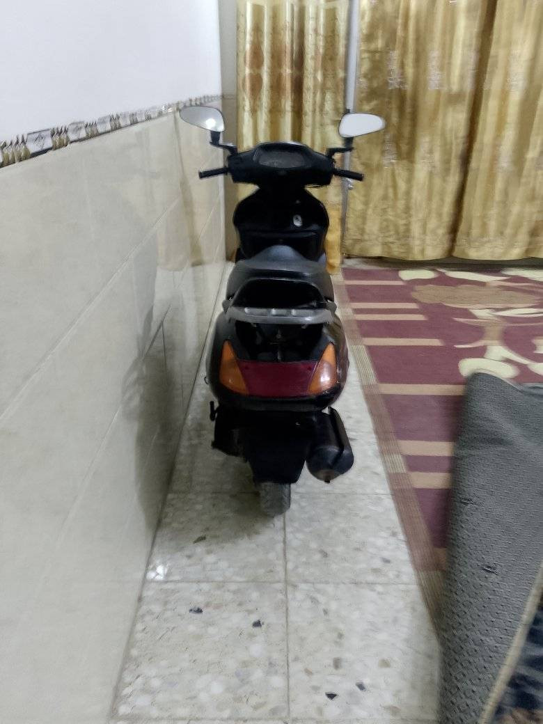 دراجه اسبيسي ياباني سرعة 100 مكينه بلاديه ما مفتوحة ابد ناعمه شلعه قويه كهرباء كوله شغال نكره سلف هندر اوراق بسمي الدراجه كامله نضيفه السعر 500 بغداد الشعب رقمي ***********
