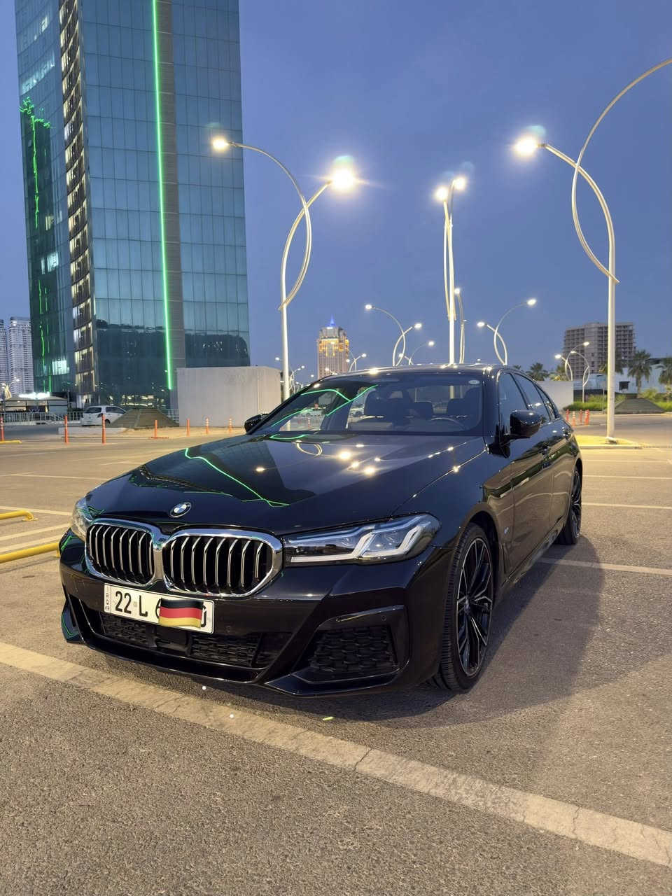 السلام عليكم للبيع بي أم دبليو M package 530i بلادي موديل 2022 - وارد الماني اعلى مواصفات  ماشية فقد ٣٧ الف ميل 
السيارة بدون صبوغ بدون تعديل كلين دعامية لدعامية
للتواصل : ***********
• لايتات ليزر شادو نايت
• داتا شو
•رادار كبير دبل رادار
•دبلات يفرق عن بقية يجي كهربائي و سبورت
• السيارة 3 بصمات / بصمة سويج + ايباد + تليفونك يصير بصمة NFC
• تدعم تطبيق Bmw بالتليفون 
• مستشعر العين بالكيجات
• تحكم التبريد ديجتال لمس 
• تبريد بالتكم الخلفية
• حساسات + رادارات 360 درجة 
•رادار بالدعامية 
هيتر بالمراية وتعتيم ذاتي + مري متحركة عالـ R
• اوتو بارك 
• رجوع ذاتي 
• صندوق يفتح بالرجل 
• دخول ذكي 4 ابواب 
سيارة مسوي كل سيرفس بشركة عروش
📍مكان السيارة : اربيل

wa.me/9647503746777
