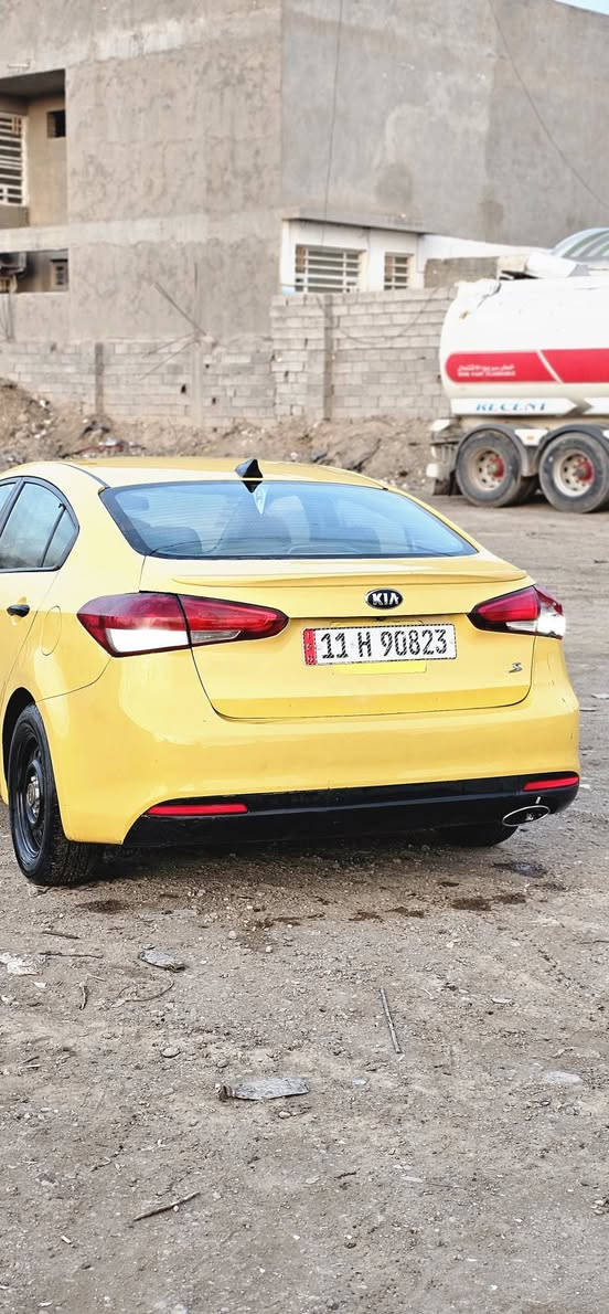 سلام عليكم _ فورتي موديل 2017 وارد امريكي ضرر بنيد وباب وجاملغ والباقي مكفول محرك 2000 دوش   _ فول مواصفات_ كير حداديه خير من الله تخم تاير جديد اي نقص ما بيها  _ بأسمي رقم انكليزي تحويل مباشر مكان السياره بغداد المعامل السعر112 وبيها مجال بسيط للاستفسار الاتصال على الرقم *********** متواجد فيسبوك
