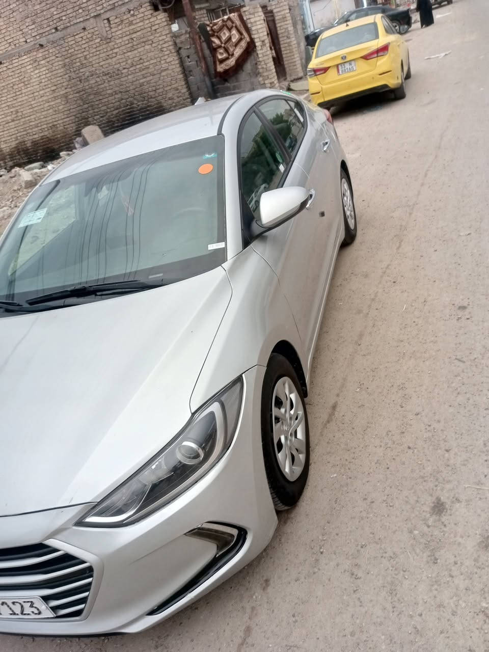 السلام عليكم للبيع النترا موديل 2017 كير AT مكينه 2000دوش كير مكينه خير من الله السياره وارد امريكي ليبل واحد بيها 5 قطع صبغ  توحيد لون السياره مال جناي مابيها نقص السعر122 وبيها مجال *********** العنوان بغداد حي الجهاد
