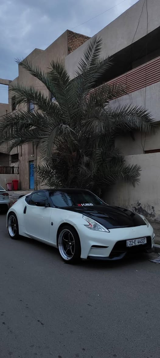 السلام عليكم حلالي للبيع او مراوس 

نوع السياره: Nassan

الموديل:z370

السنه:2016

اللون ابيض 

رقم المحرك:3.7 v6 مكفول
سياره بمعنى الكلمه قويه شرط شلعه معدل طيران 

حادث جاملغ خلفي وبالعراق جاملغ امامي بدون دواخل او معجون 

ماشيه 98
صدر كله جديد واصلي 

بدون اي نقص 

موصفات 

كير اوتو وعادي مكفول 
شفتات ستيرن تحكم سبورت
 
تحكم ستيرن جهتين 

تبريد تدفه
 وهواي موصفات
سقف روز رايز 

عليها تخم تاير جديد سعره فوك800$ 
ويل ويلد حجم 20 كله جديد

بنيد فتحات
 كيج اكتروني مربوط OBD 

عليها سستم صوت رعب
كامره داش كام اماميه خلفيه تسجيل
مسجل خزن
 عليها سبويلر
عصا كيرحديد ونادره 
وبرمجه قويه وسياره بالواقع احله

وبعد هواي ناسيهن
السعر 136 
 
السياره رقم اربيل عليها هزه وسنويه جديده باسمي عنواني بغداد الاعضميه  
رقمي ***********
