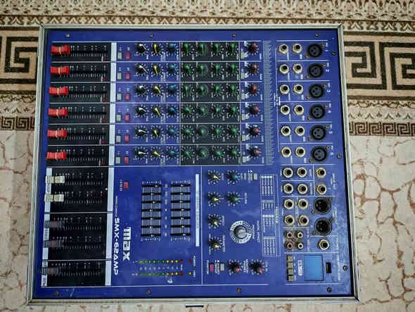 ميكسر باور ماكس دبل ايكولايزر دبل فان قوي سعر ١٤٠ الف دينار
توصل عندي *********** واتساب
