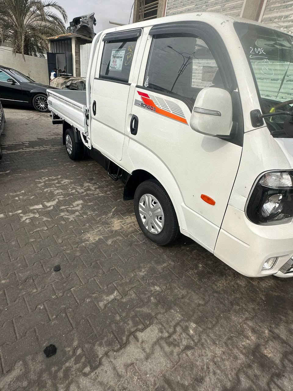 سلام عليكم بنگو 2018 اوتماتيك جديدة سيارة رقم بصرة مكينة وكير جدد سيارة كلش حلوة البدي الورة بي صبغ بس والذيل الجوة دوسة صفحة اليمنه سيارة جاهزة بدون نقص مكاني بصرة أبي الخصيب سعر 145 
للاتصال ***********
