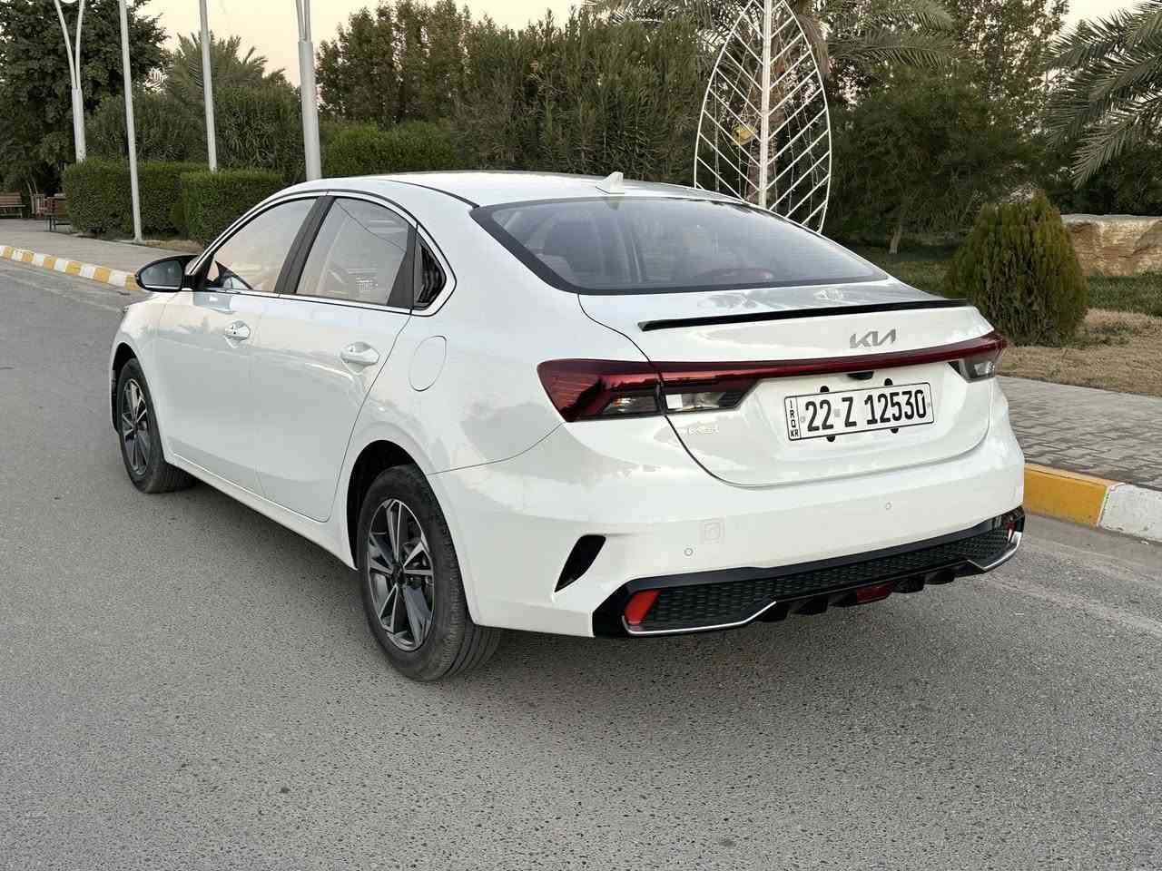 السلام عليكم 
 
‎✅    الـسـعـر    142$

🥇  نوع السيارة : 𝐊𝐢𝐚 𝐊𝟑

🥇 ســنــة الــصــنــع  :   2024   

🥇 قــوة الـمــحــرّك : 𝐕𝟒 => 𝟏𝟓𝟎𝟎 𝐂𝐂

🥇 الـمـواصـفــــات : كاملة رقم اربيل

فتحة سقف / فرش جلد / ٦ بالون / شاشة لمس مع كاميرا خلفية / تحكم مقود / مكيف لمس / بصمة داخلية / بصمات خارجية / انارة فول ليد / مرايا طي / مانع انزلاق / حساسات ٣٦٠ / اتو هولد وبريك 

🥇 الـمـسـافـــة الـمـقـطـوعــة :  15 𝐊𝐌 
  
🥇 الـــســـعـــر : 142

👈🏻 لـلمـزيـــد مــن الـتـفـاصـيـل يـمـكـنـكـم الـتـواصـل

☎️ :  ***********
تكريت حي الزهور
    
___________________________________
