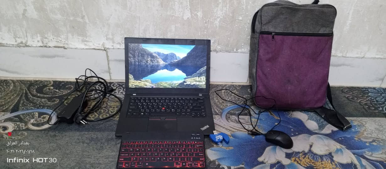 لابتوب لينوفو
الذاكره 256ssd
رام 8
وياهة جنطة وكيبورد بلوتوث وشاحنة وماوس وفلاش usp
لابتوب نضيفة الله شاهد مال بيت 
اريد ابيعهه لأن محتاج فلوس الله شاهد 
السعر 180 وبي مجال للشراي 
تواصل واتساب ***********
