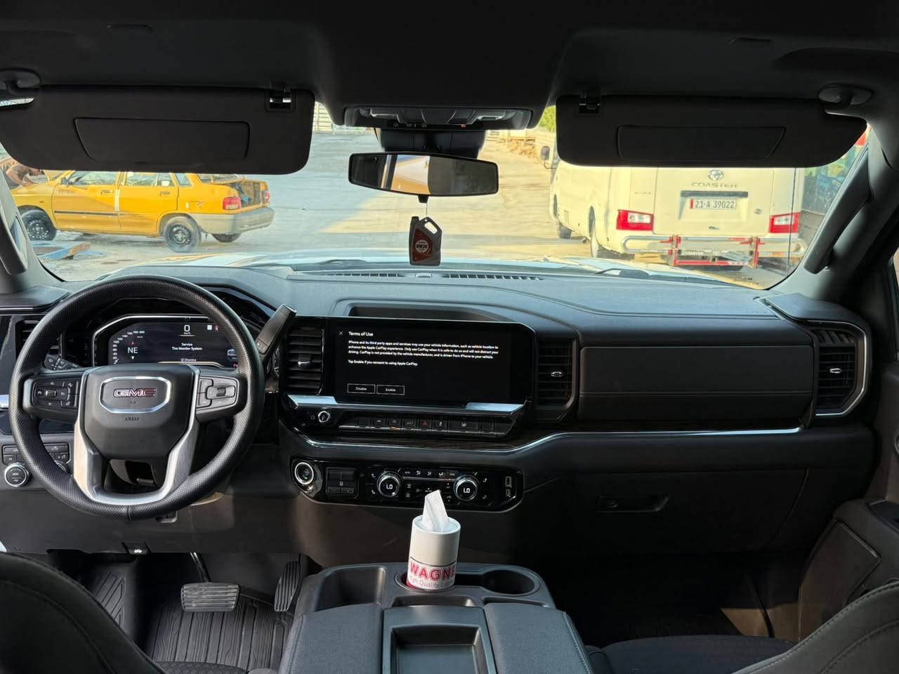 GMC SIERRA
السلام عليكم GMC سيراا 2023 للبيع 

السعر 280$ قابل للتفاوض 

مكينه 2700 توربو 

شاشه كبيره 

عداد دجتل متغير 

كشنات كهرباء 

سياره جاهزه للاخير متصرف عليه الف 

استفسار ***********
